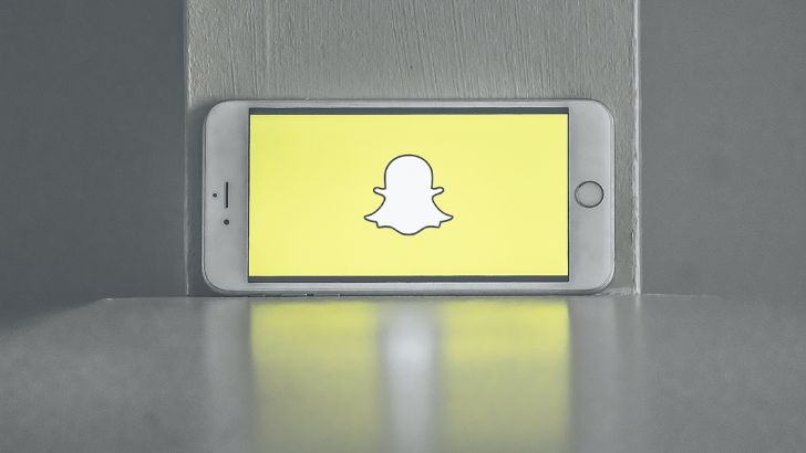 Snapchat lance un chatbot IA propulsé par la technologie GPT d’OpenAI